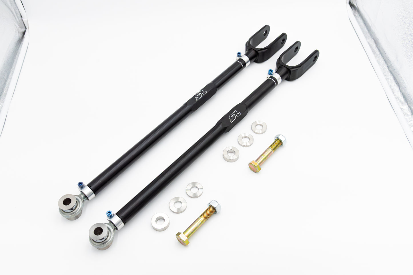Adjustable Rear Traction Arms for Porsche Cayman / Boxster 986 / 987