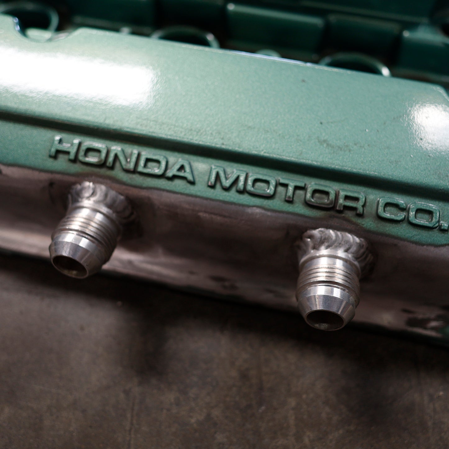 B18 GSR Valve Cover w/ -10AN Bungs