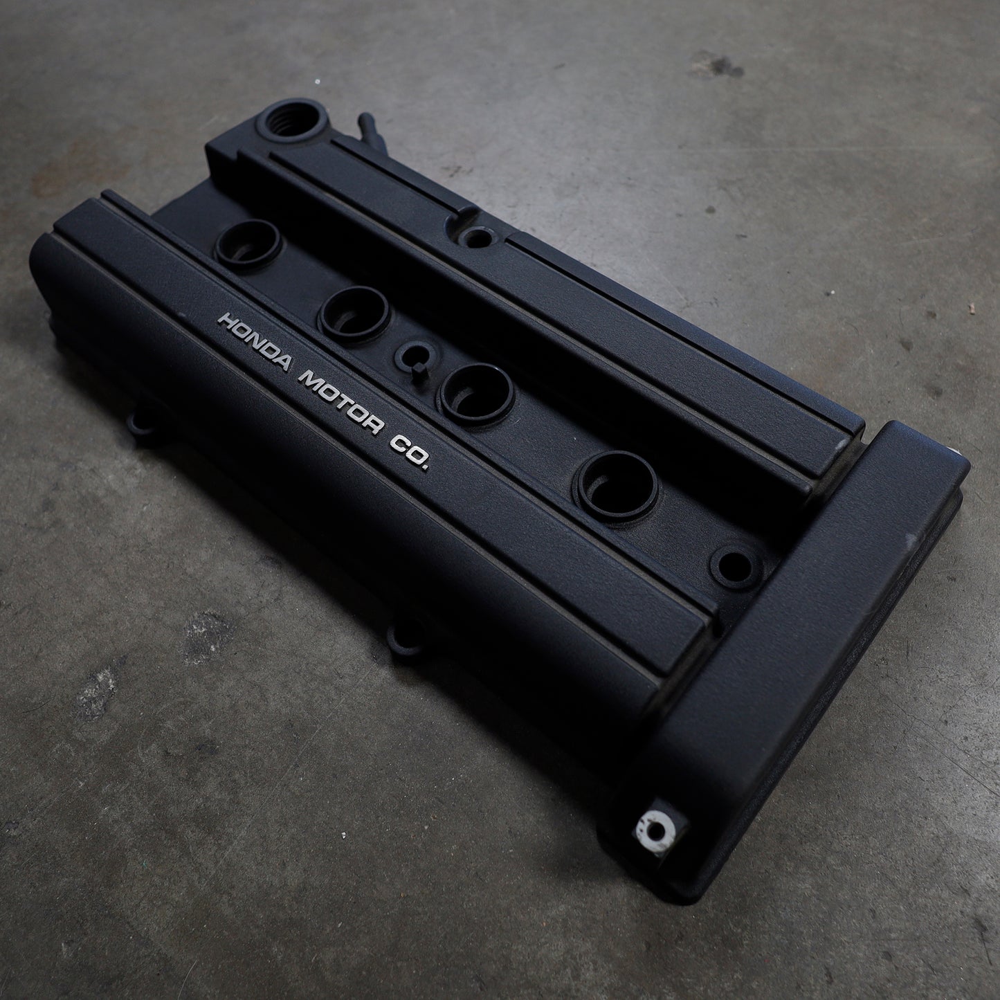 B20 OEM Valve Cover